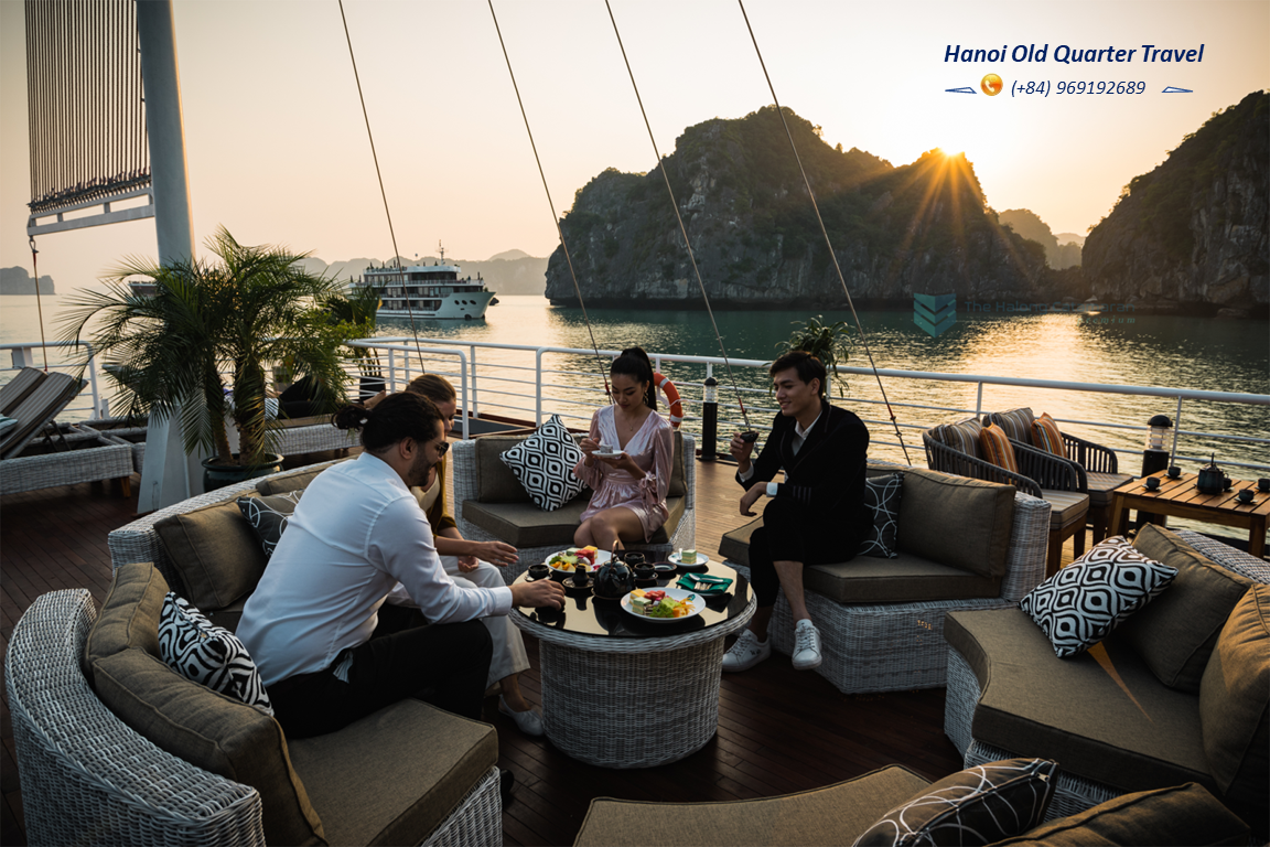 Halong Catamaran Luxury Day Cruise