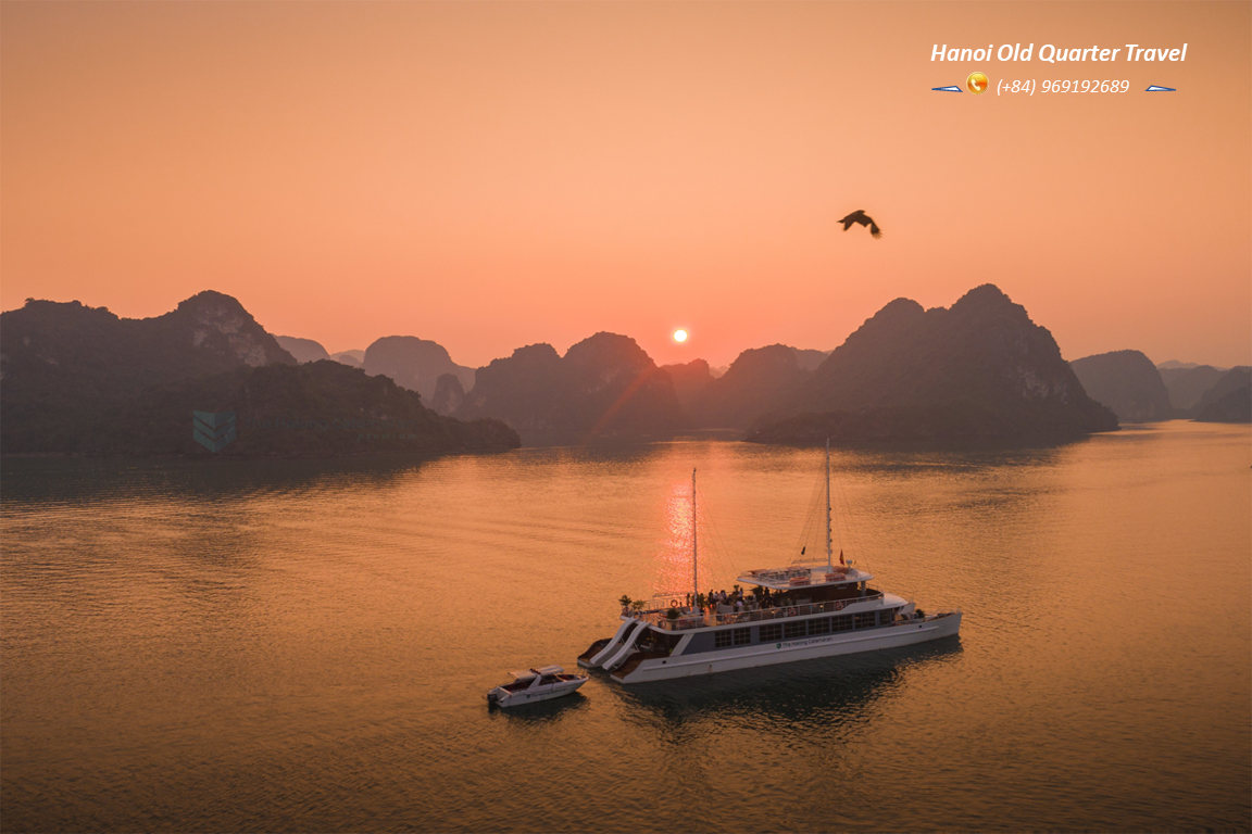 Halong Catamaran Luxury Day Cruise