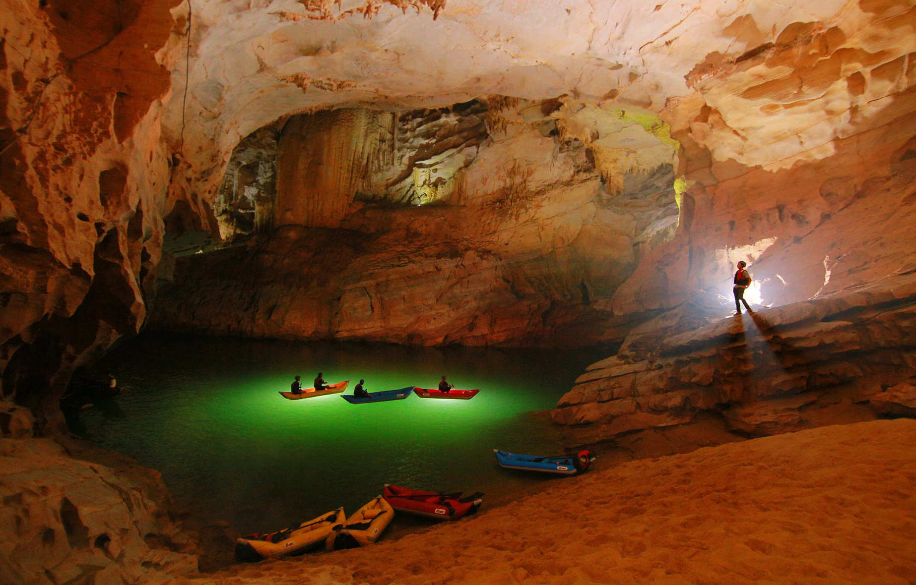 Tour Du Lịch Ghép Đoàn