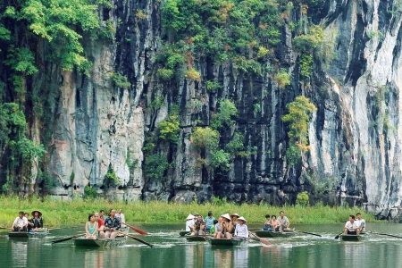 Hoa Lu – Tam Coc – Mua Cave 1 Day (Big Group)