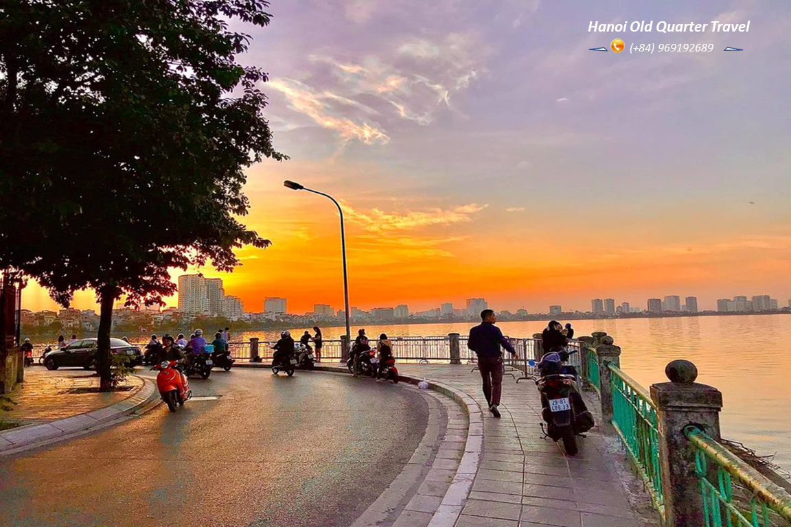 Hanoi Sightseeing Motorbike Tour