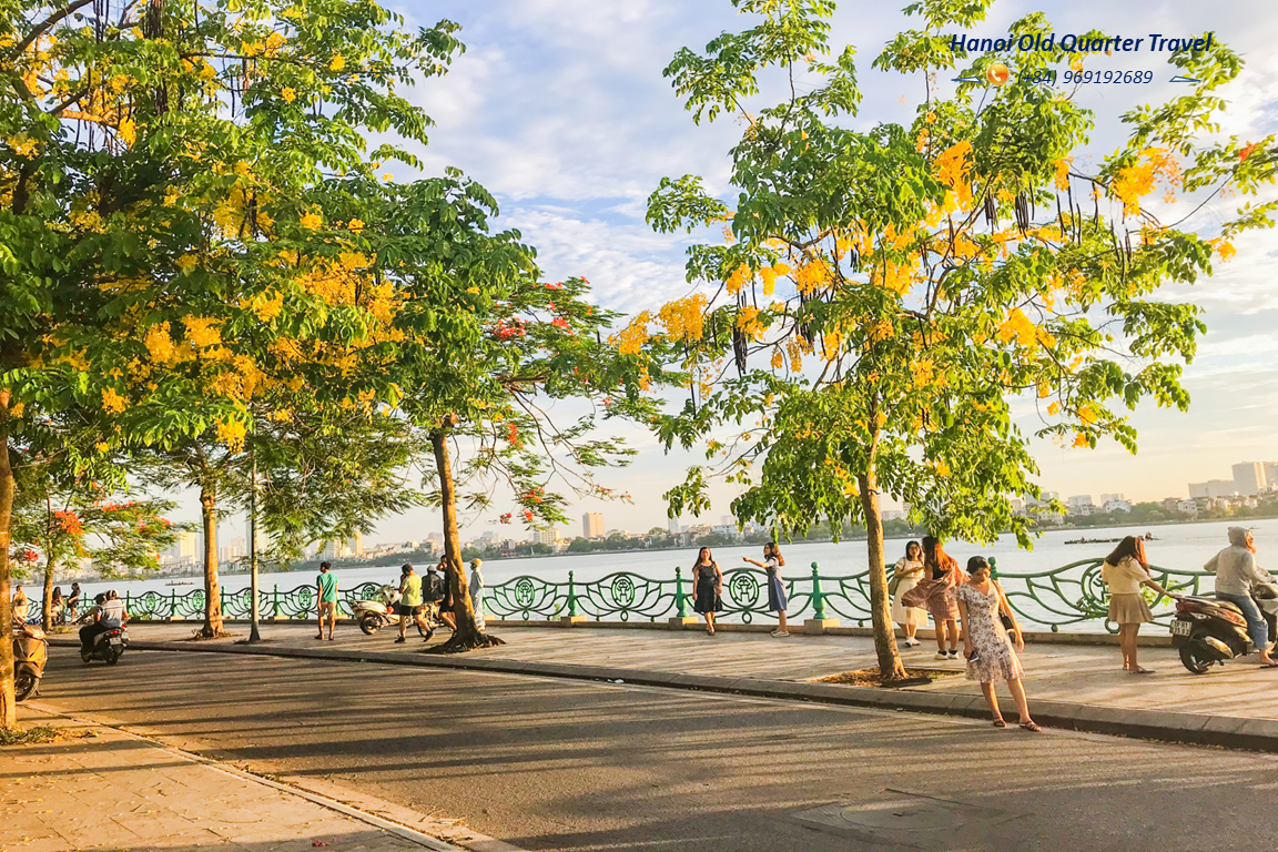 Hanoi Sightseeing Motorbike Tour