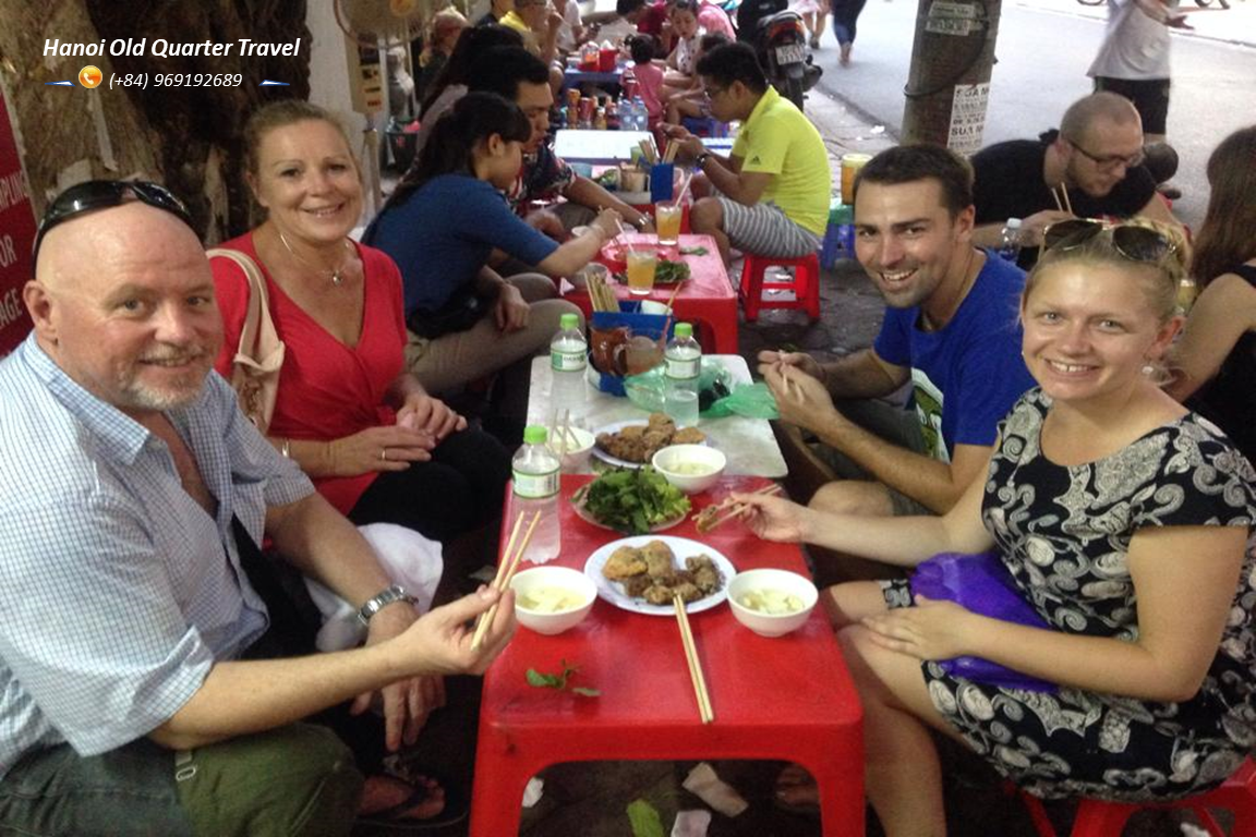 Hanoi Street Food Tour- By Walking