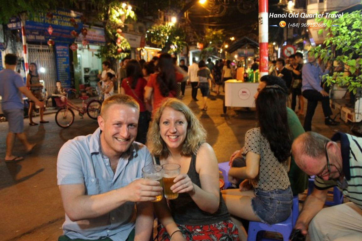 Hanoi Street Food Tour- By Walking