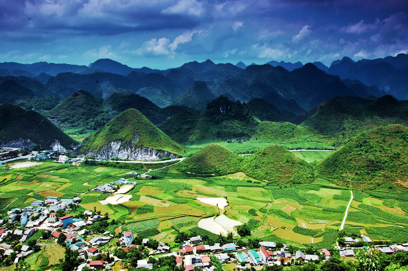 Tour Du Lịch Ghép Đoàn