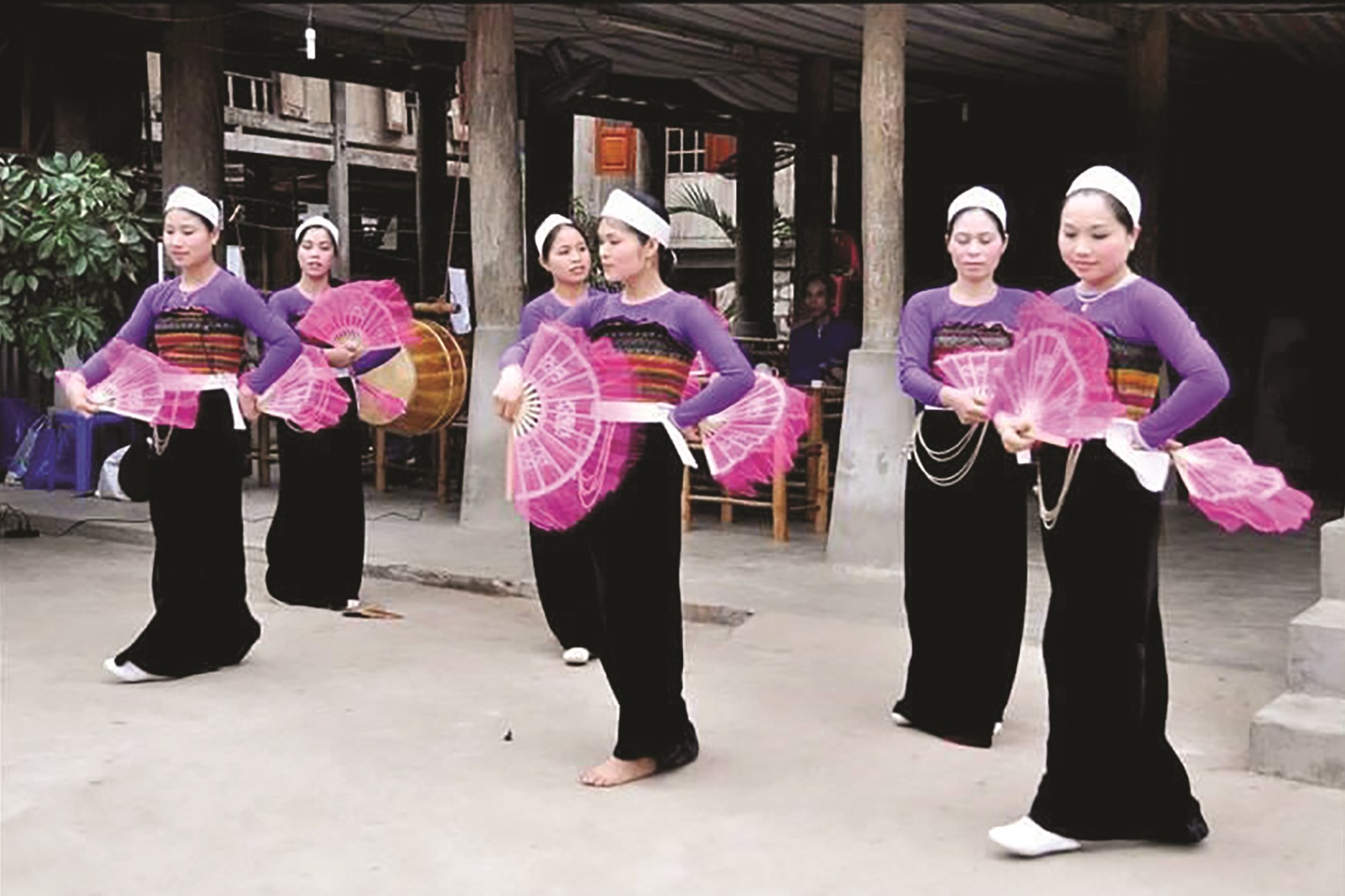 Tour Du Lịch Ghép Đoàn