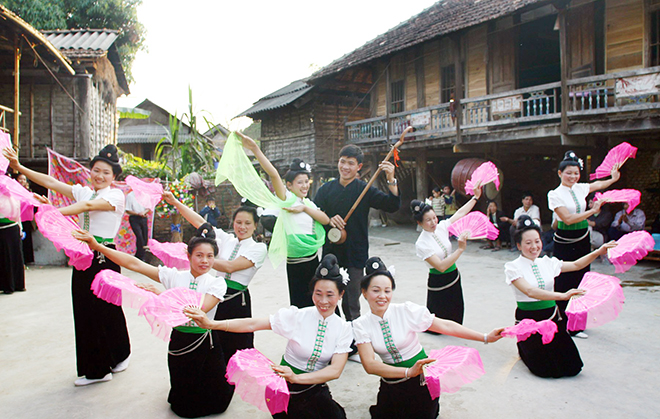 Tour Du Lịch Ghép Đoàn