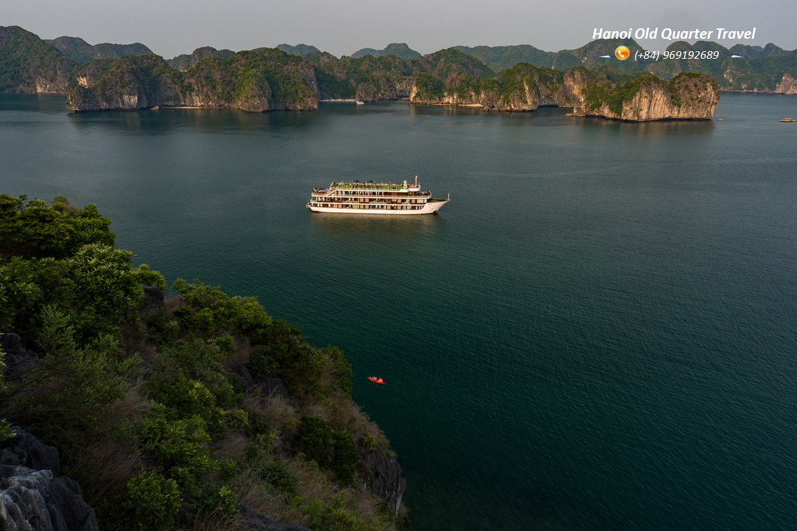 LA CASTA REGAL CRUISE- A LUXURY 5 STAR CRUISE IN LAN HA BAY