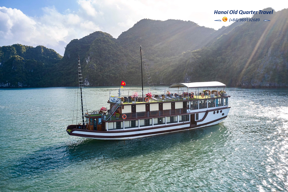 Lavender Elegance Cruise – A 4 Star Cruise in Ha Long.