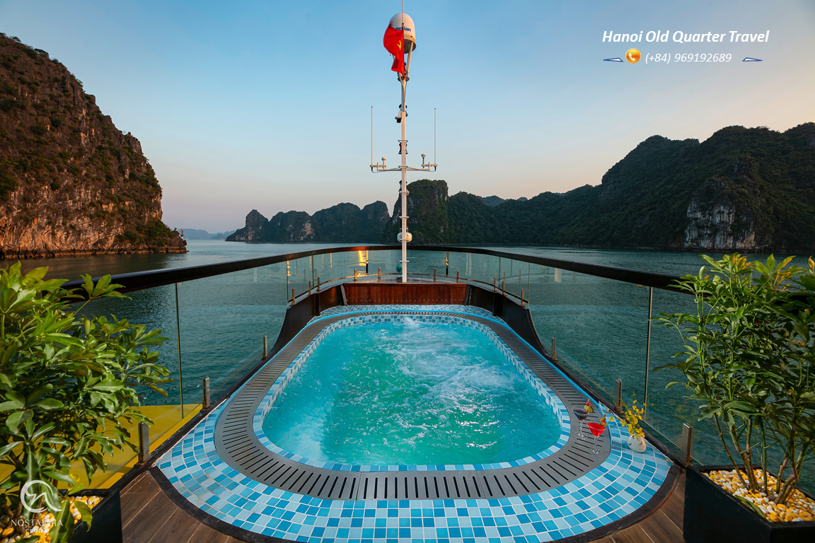 NOSTALGIA CRUISES- A SPECIAL 5 STAR CRUISE IN LAN HA BAY