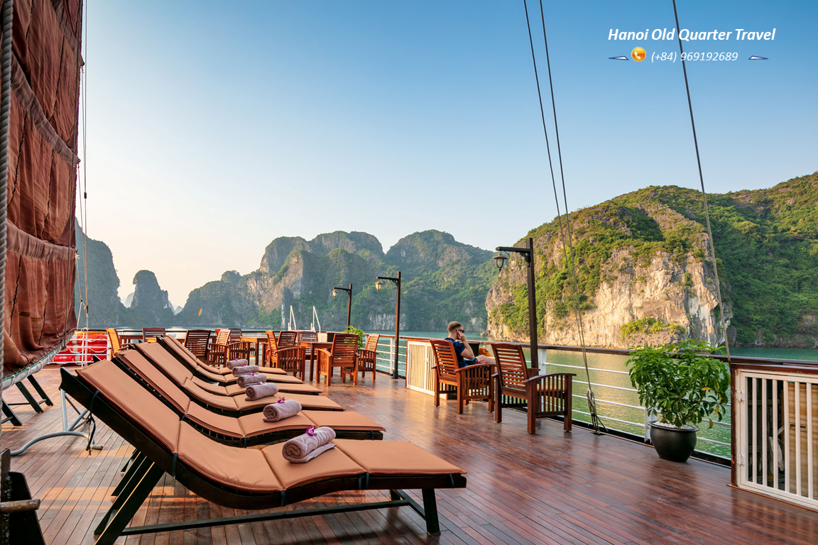 Pelican Classic Cruises- A 4 Star Cruise In Ha Long Bay